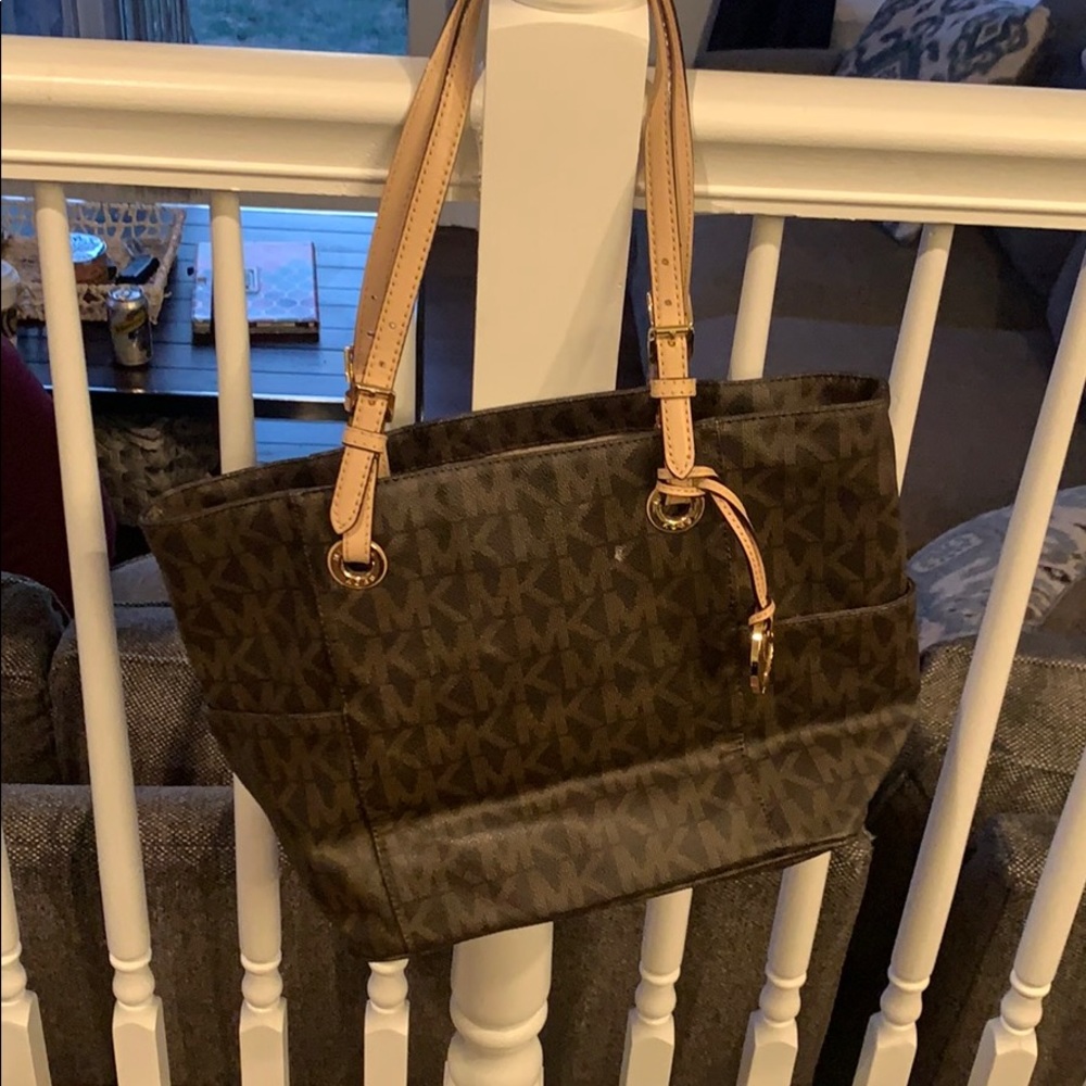 Michael Kors tote